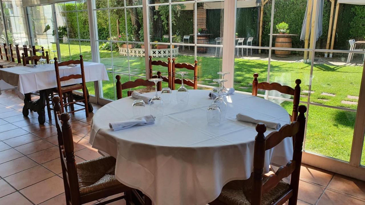 Banyeres del Penedes Hotel Restaurant El Bosc المظهر الخارجي الصورة