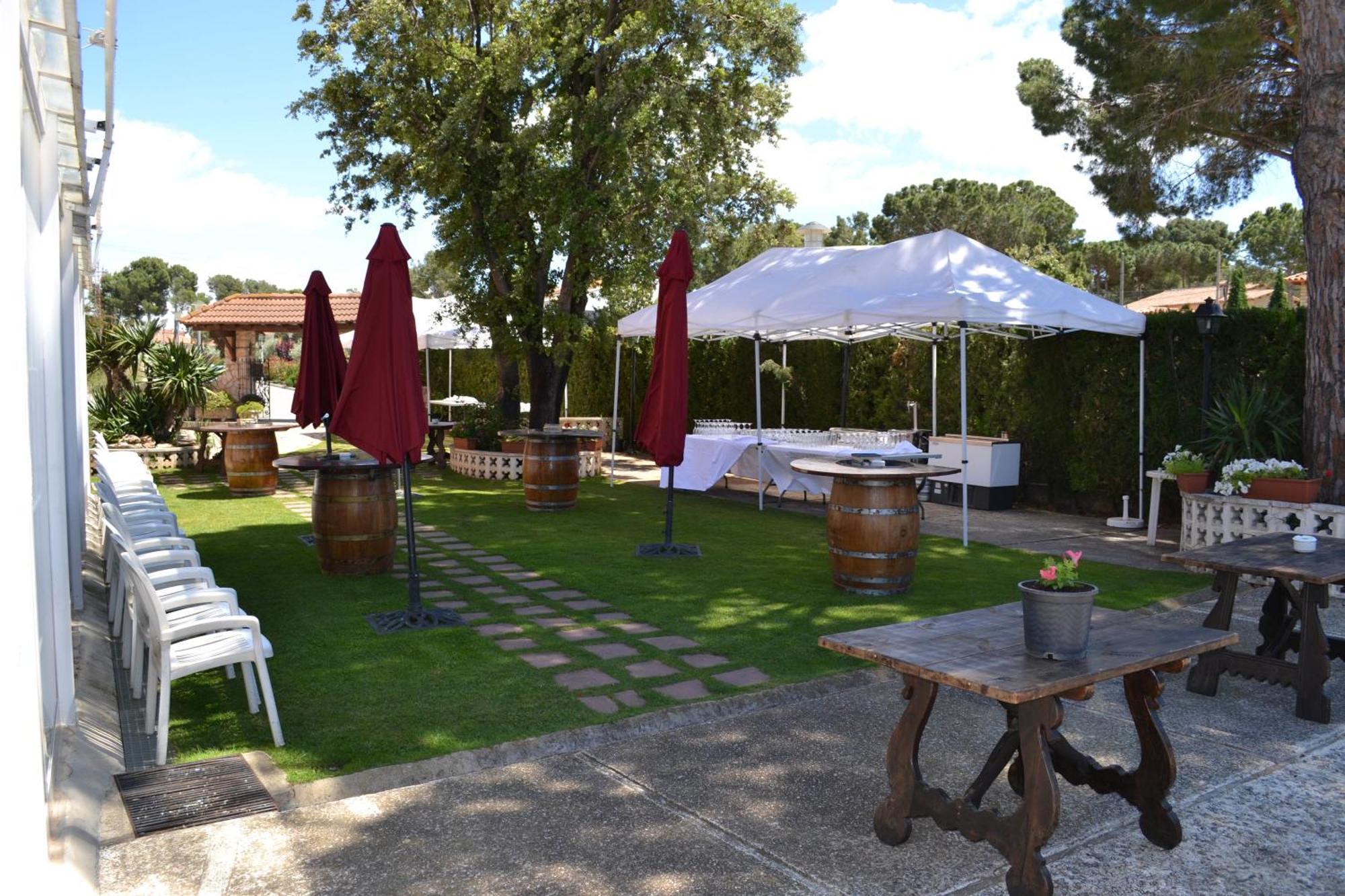 Banyeres del Penedes Hotel Restaurant El Bosc الغرفة الصورة