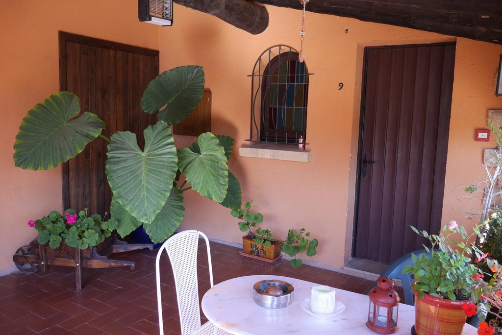 Banyeres del Penedes Hotel Restaurant El Bosc المظهر الخارجي الصورة