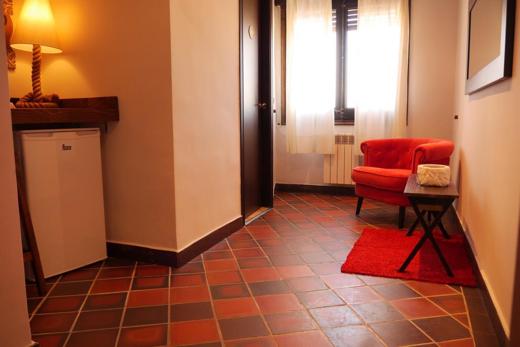 Banyeres del Penedes Hotel Restaurant El Bosc المظهر الخارجي الصورة